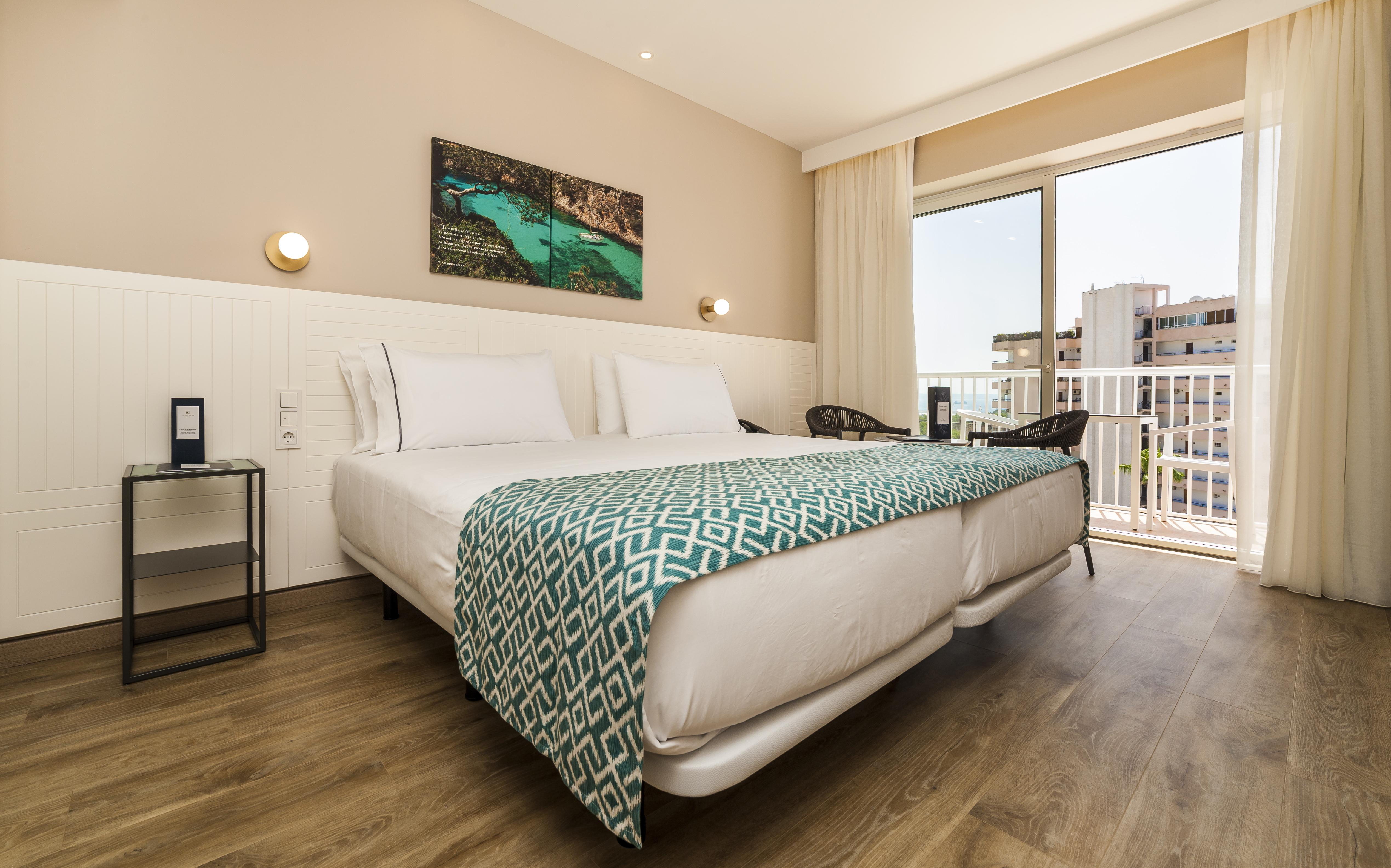 Eurostars Marivent Hotel Palma de Mallorca Exterior photo Room at the hotel