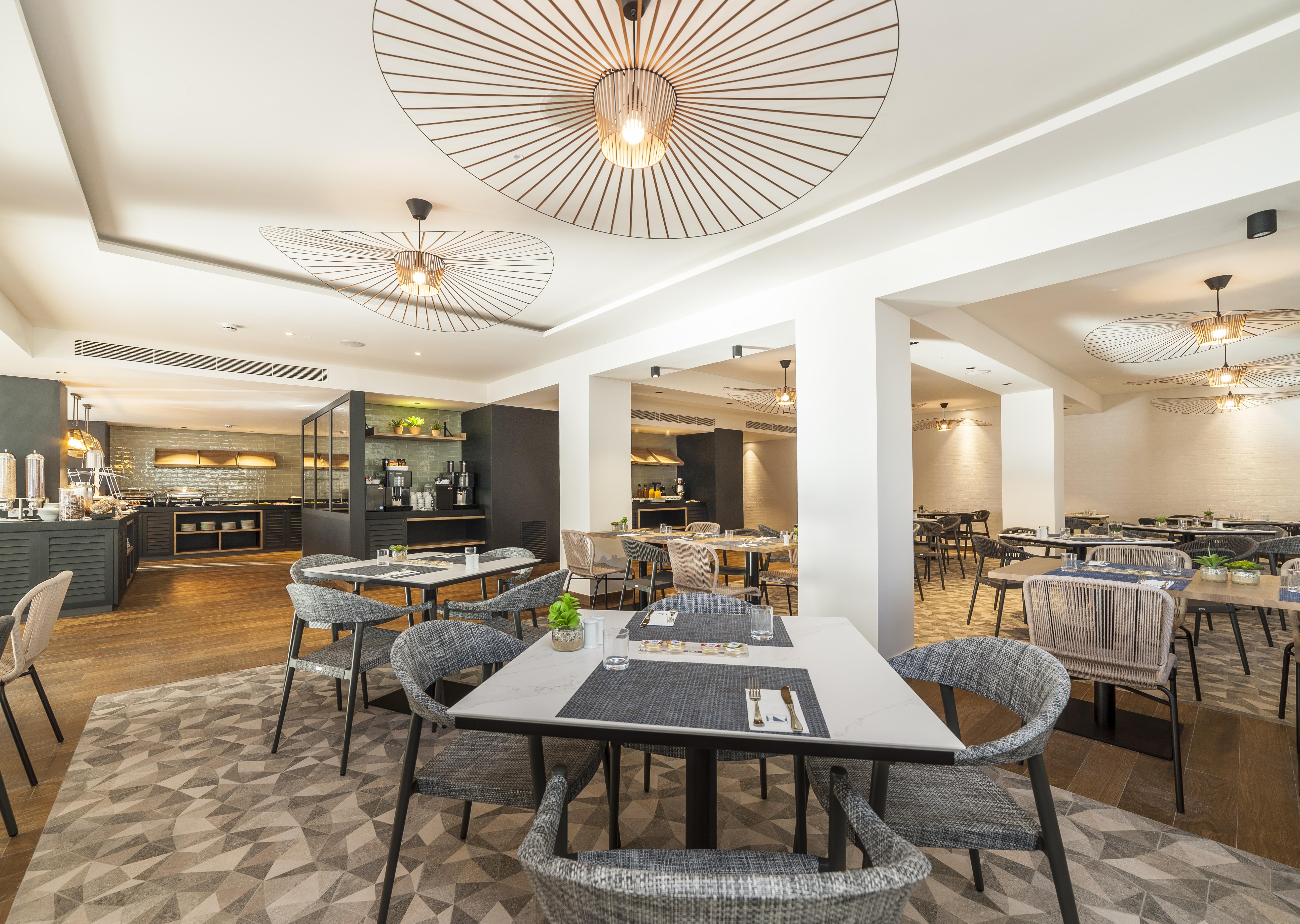 Eurostars Marivent Hotel Palma de Mallorca Exterior photo Interior of the hotel